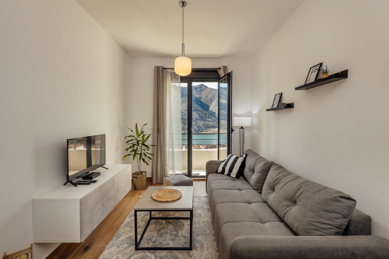 Lana Sea View Apartment Kotor Ngoại thất bức ảnh